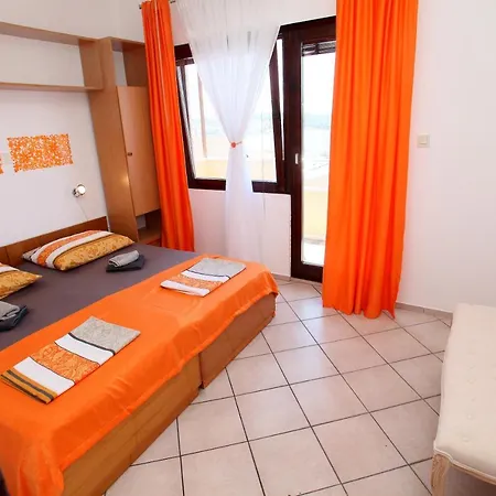 Pansion Ruzica Bed & Breakfast *