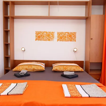 Pansion Ruzica Bed & Breakfast