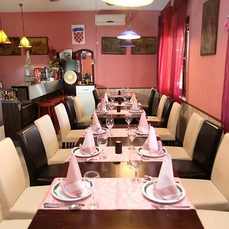 Pansion Ruzica Bed & Breakfast Trogir